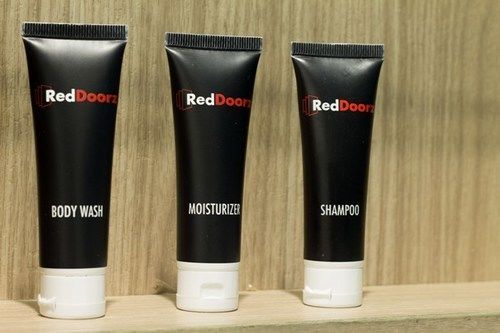 勒吉安 Reddoorz @ Padma Utara酒店 外观 照片